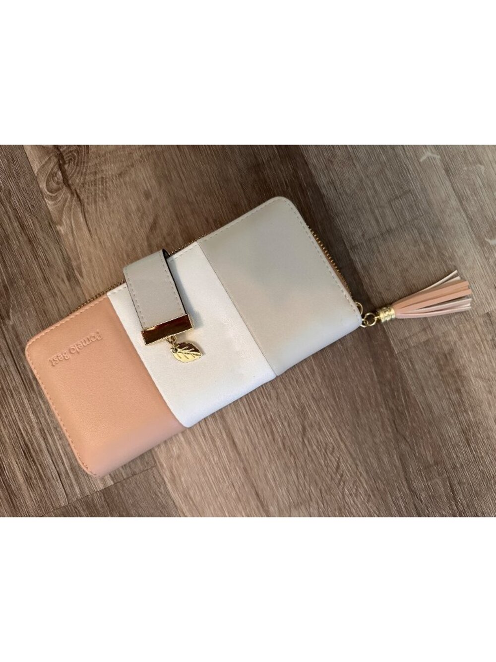 Pomelo Best pink cream wallet
